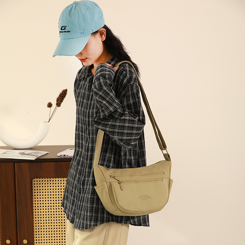 Colorful Fox Multi-Pocket Dumpling Water-Resistant Large Capacity Shoulder Unisex New Outdoor Crossbody Bag ddmymoon