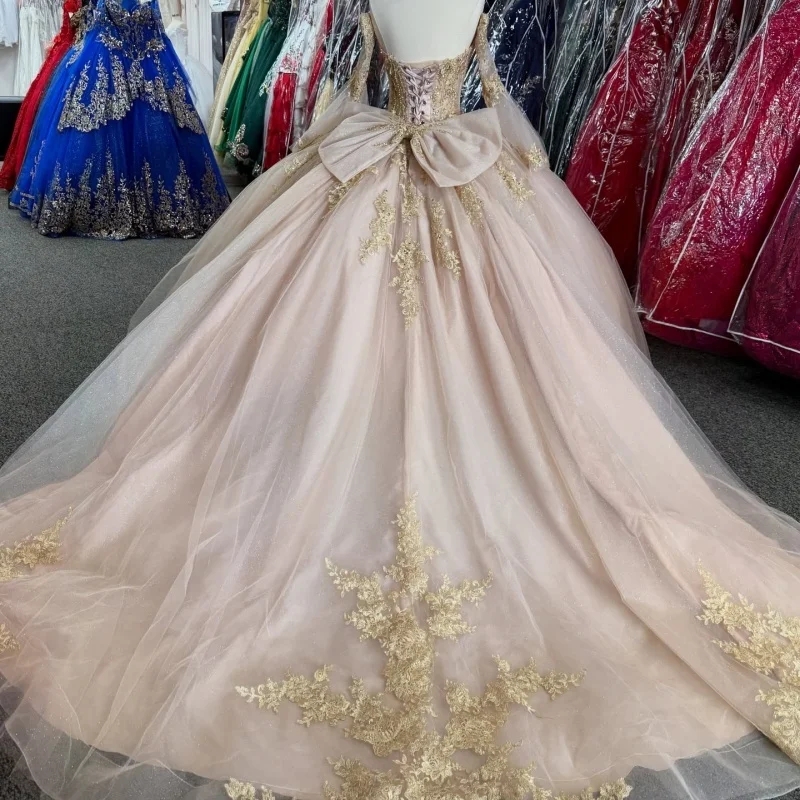 Light Pink Shiny Quinceanera Dresses Off The Shoulder Applique Lace Beads Bow Tulle Vestidos De 15 Anos Sweet 16 Dress