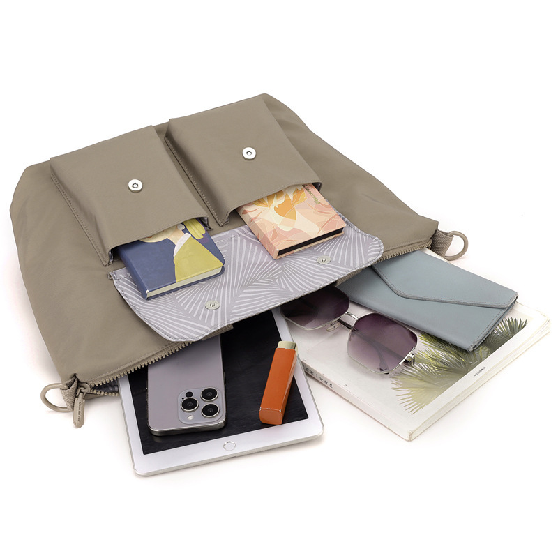 Colorful Fox New Lightweight Handheld Large Capacity Nylon Crossbody Commuter Tote Short Trip Travel Bag ddmymoon