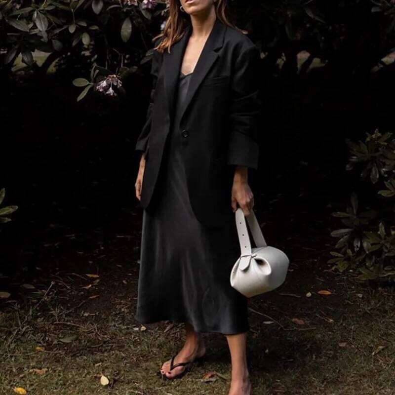 2025 Trendy Women PU Leather Adjustable Handle Handbags Designer Rugby Shape Vintage Shoulder New Design Underarm Bag