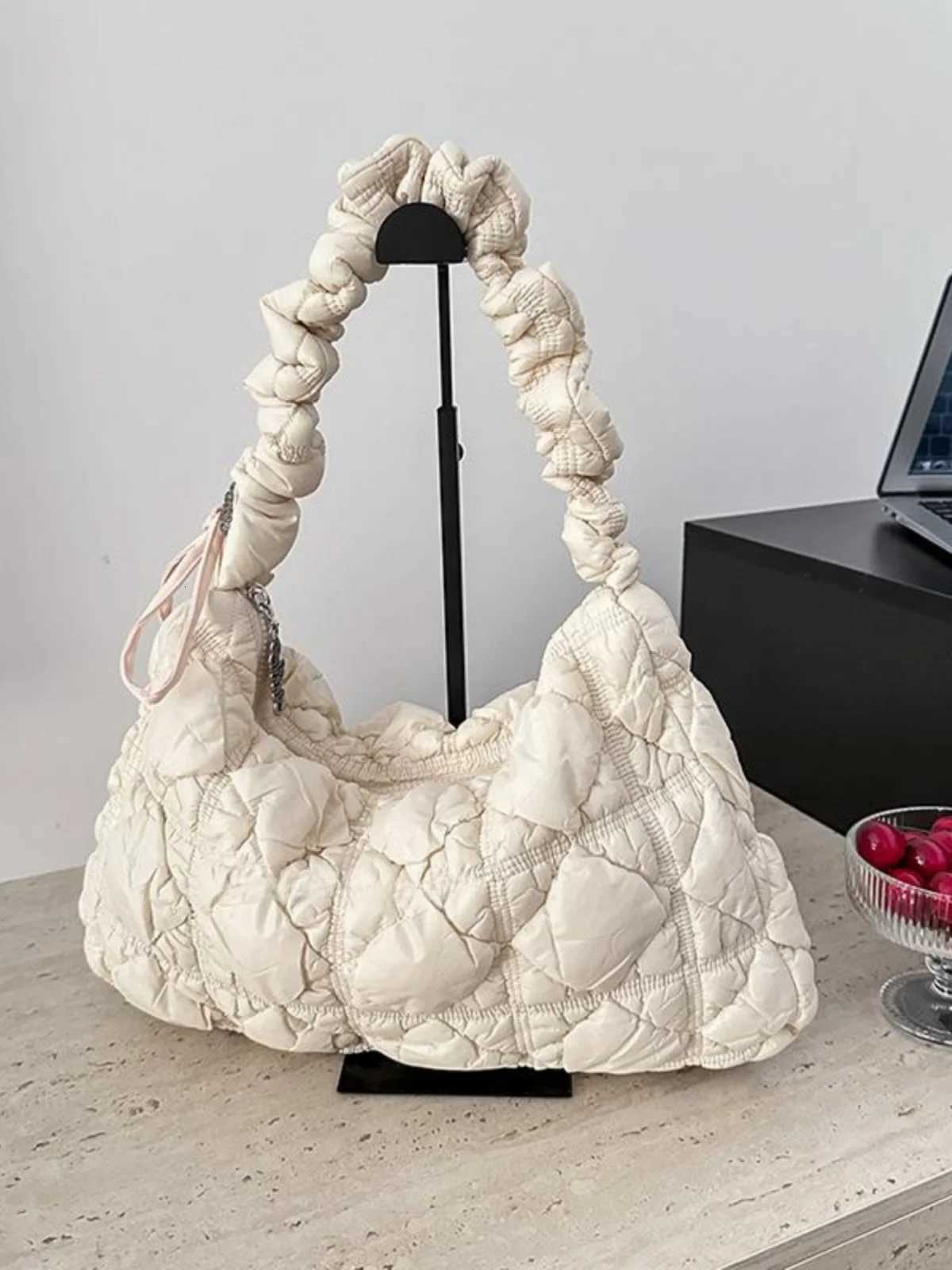 Korean Design Cloud ape Bubble Large Capaci Dstring Folded Underarm Bag Casual Crossbody oulder Bag for ex Y250729