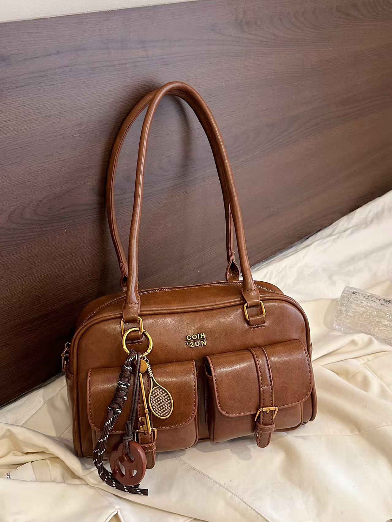 Vintage Brown Tote for Women, Crossbody Shoulder Bag with Metal Buckles & Keychain, Stylish Spacious Daily Purse