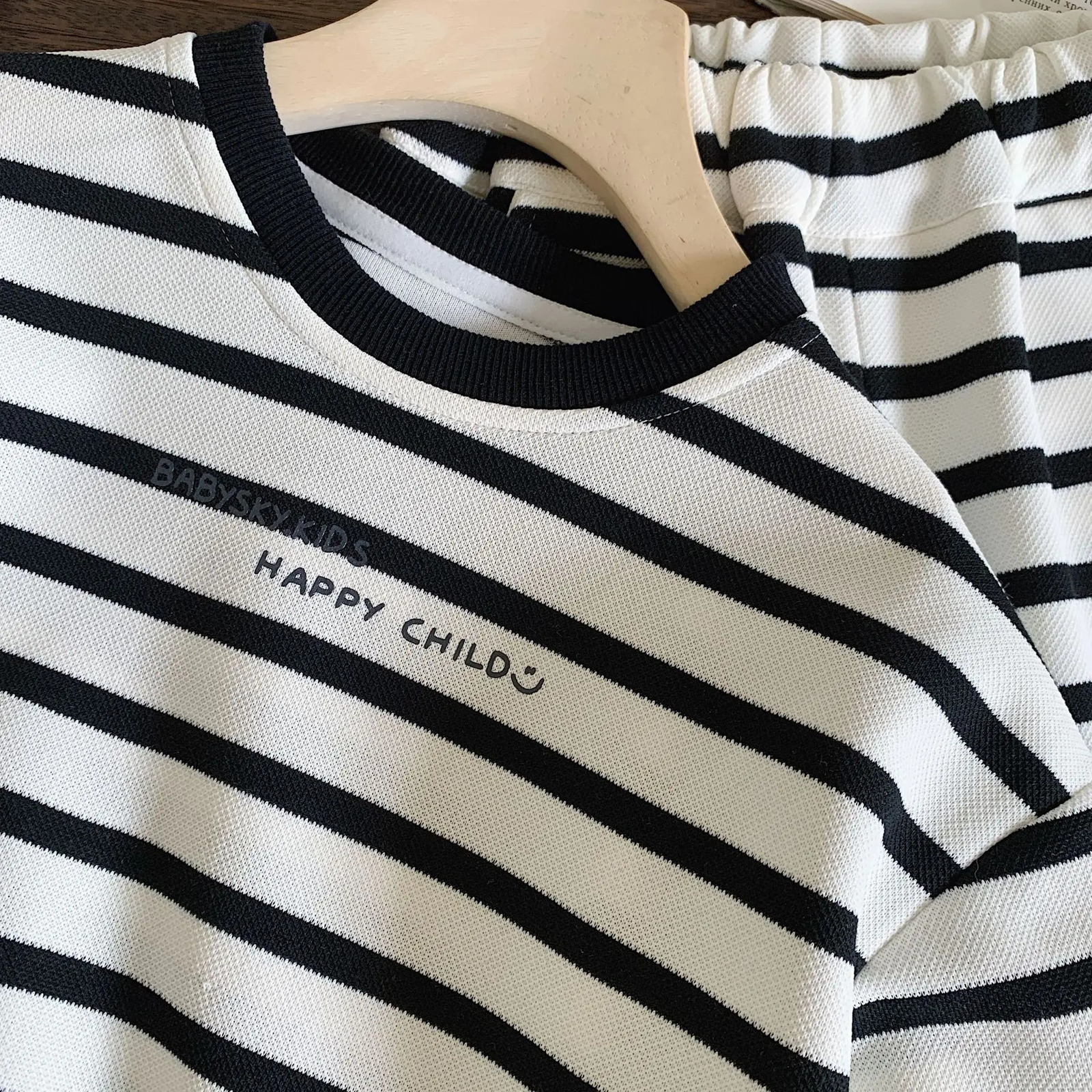 Autumn Baby Boys Two-piece Suit Letter Printed T-shirtElastic Waist Pant Kids Baby Boys Sets Striped Long Sleeves Baby Boys Set 250729