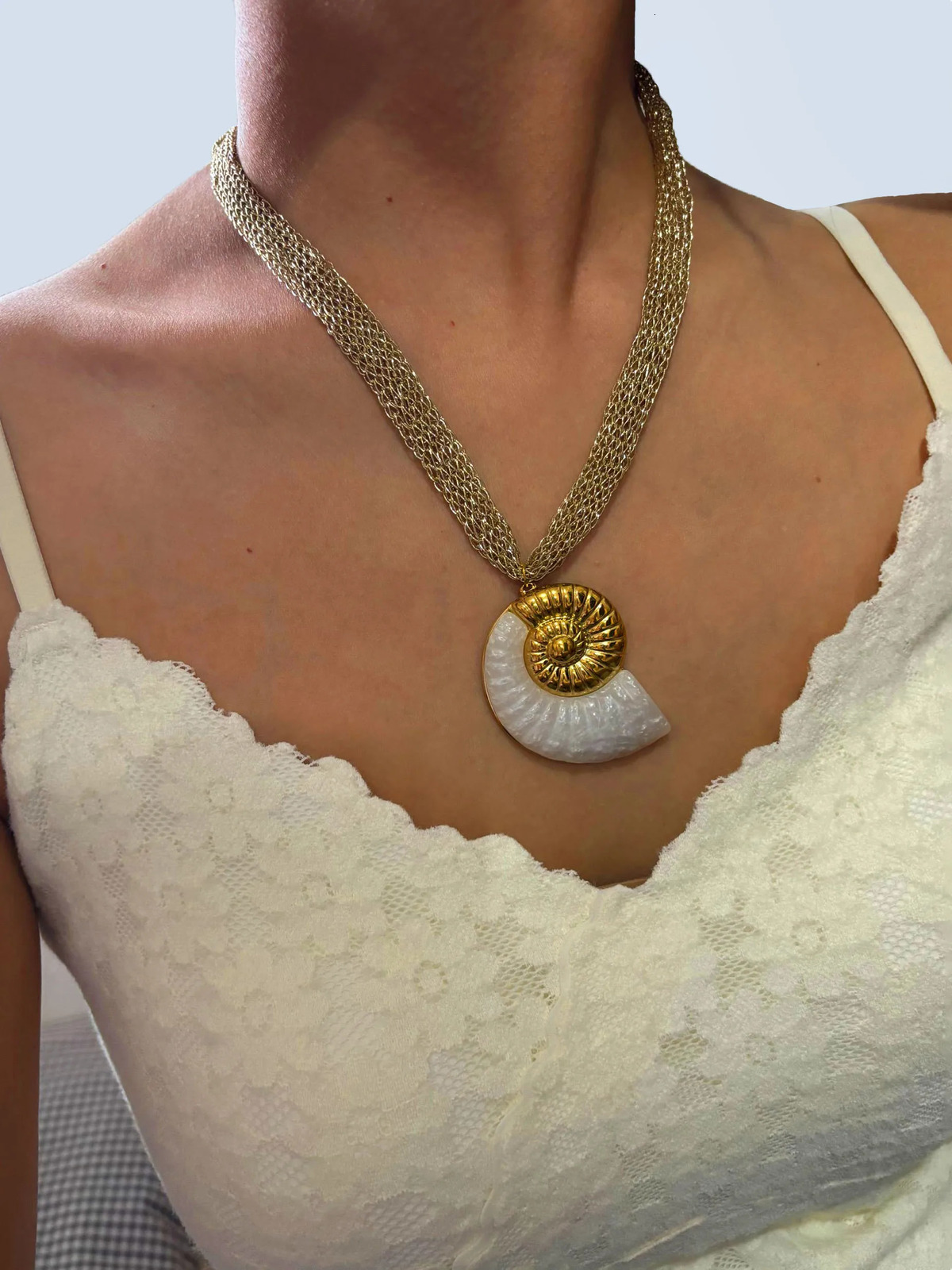 GHIDBK Stainless Steel Exaggerated White Resin Conch Leaf Sun Pendant Necklace for Women Trendy Knitted Mesh Belt Chain 2025 250729