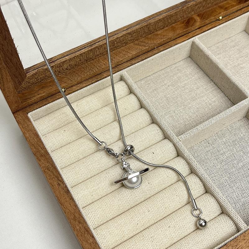 Empress Saturn Pearl Pendant Necklace for Women Beach Lady Pendant High-End Adjustable Titanium Steel Sweater Designer necklace Chain Accessory Non-Fa