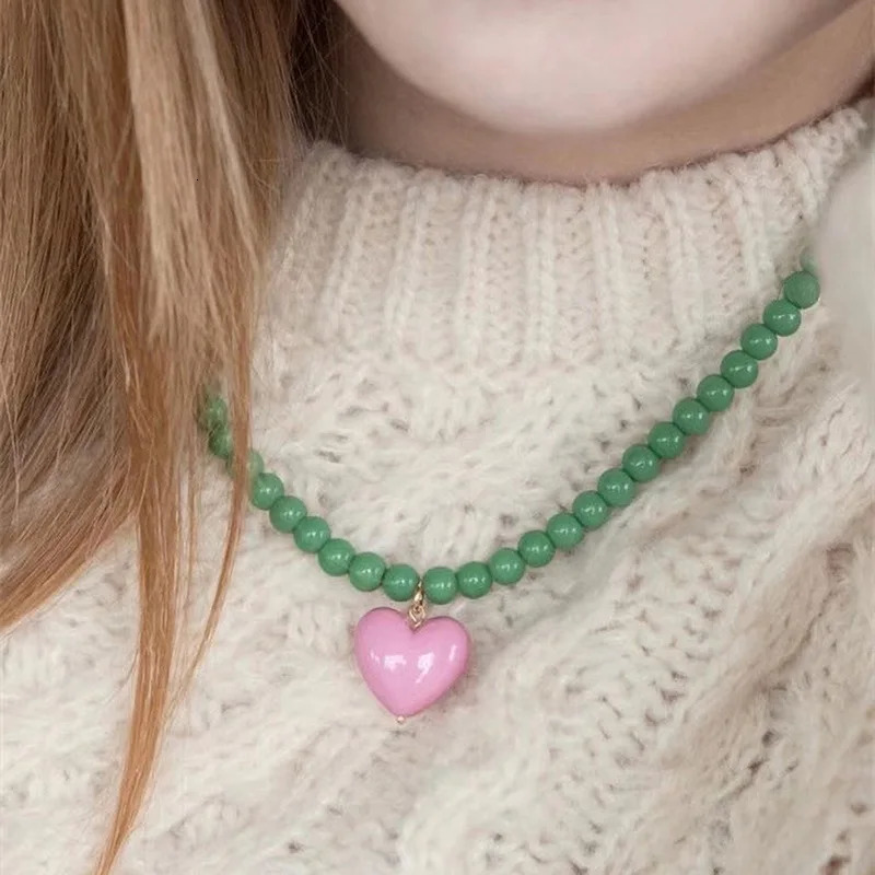 Trend Vintage Resin Acrylic Pink Love Heart Green Beaded Necklace for Women Aesthetic Jewelry Fashion Neck Accessories 250729
