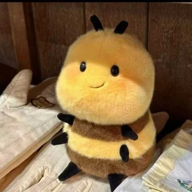 Lovely Bee Plush Pillows Stuffed Cartoon Animals Plushie Super Soft Hugging Pillow Bedding Sleeping Cute Birthday Gifts for Kids X250730