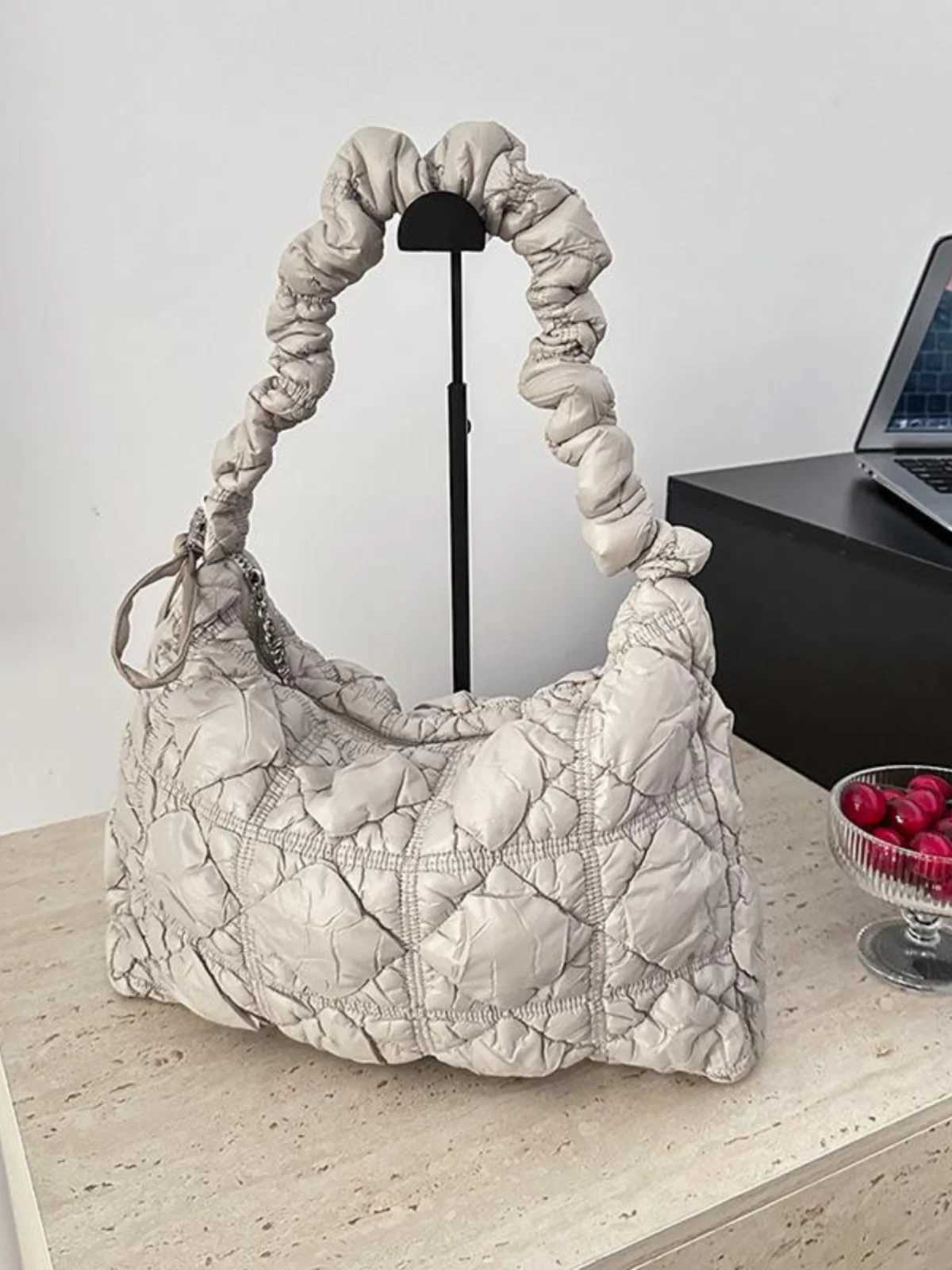 Korean Design Cloud ape Bubble Large Capaci Dstring Folded Underarm Bag Casual Crossbody oulder Bag for ex Y250729