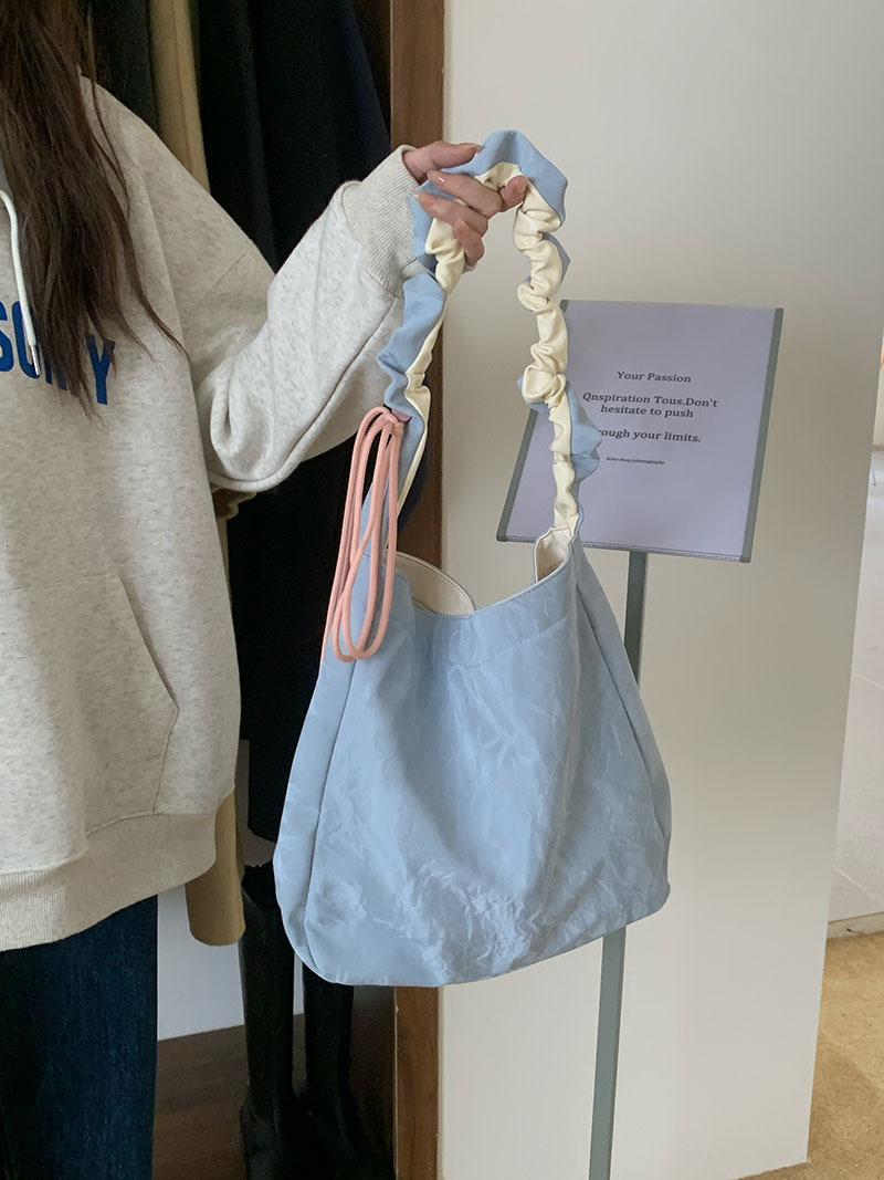 Designer Bag Original Niche Design Tote Bag Luxury Bag Textured Trendy Bag For Women 2025 New Style Wrinkled Large Capacity Crossbody Bag Trendy Tote 