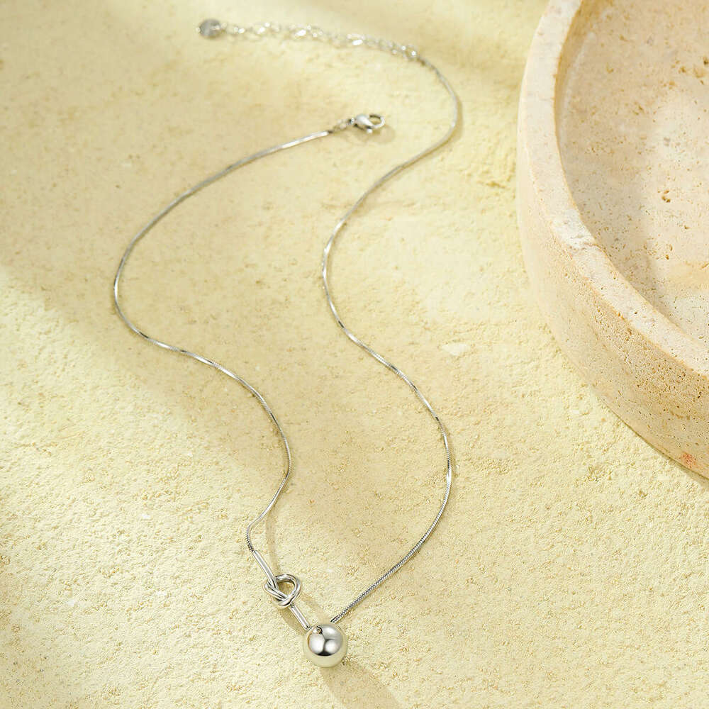 Hot-Selling Niche High-Value Design Full of Sense Affordable Jewelry Pendant American Style Stainless Steel Necklace