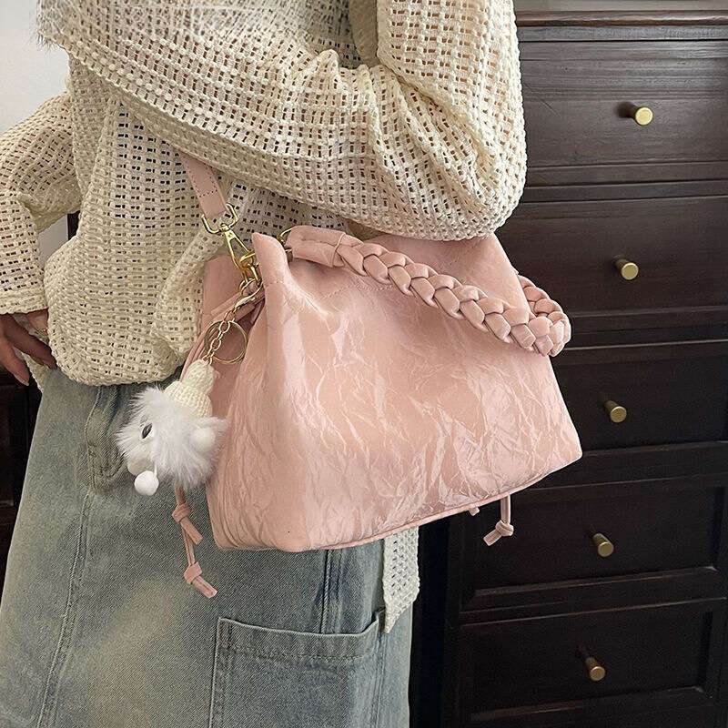 High-end Stylish Niche Pink for Women New Versatile Crossbody Fashion Handbag Bucket Bag