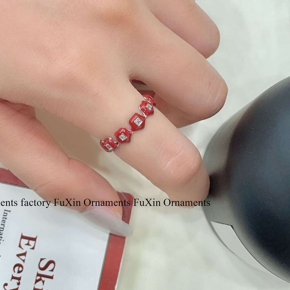 Red Oil Drop Flower Cherry Unique Niche Design Elegant Versatile Simple Whitening Ring 981