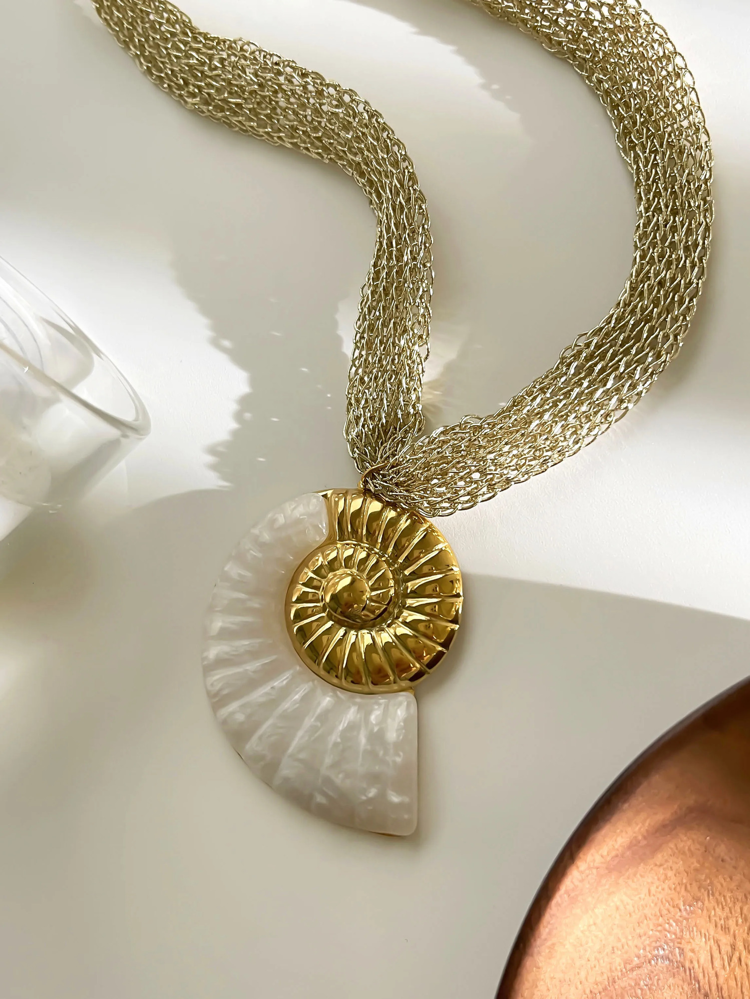 GHIDBK Stainless Steel Exaggerated White Resin Conch Leaf Sun Pendant Necklace for Women Trendy Knitted Mesh Belt Chain 2025 250729