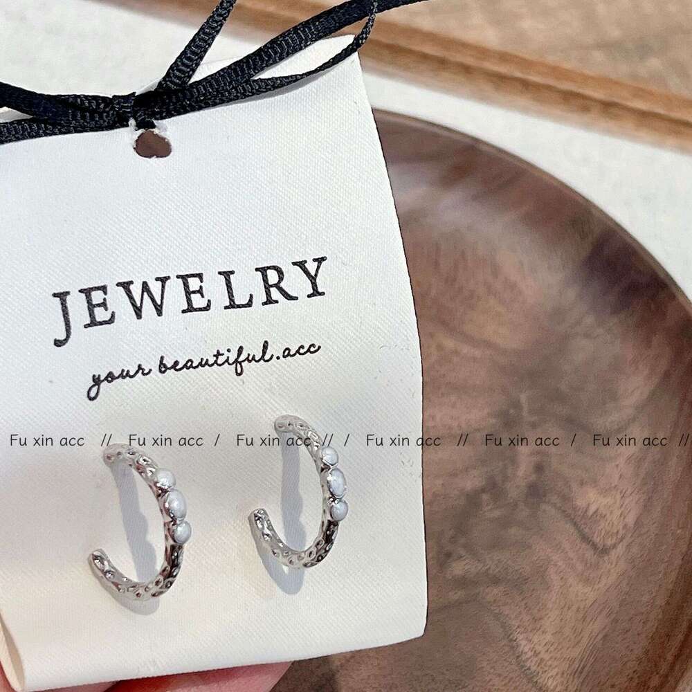 Classic Vintage Style Texture for Women, High-End Versatile Gold and Sier Studs, Light Niche Simple Hoop Earrings 11d