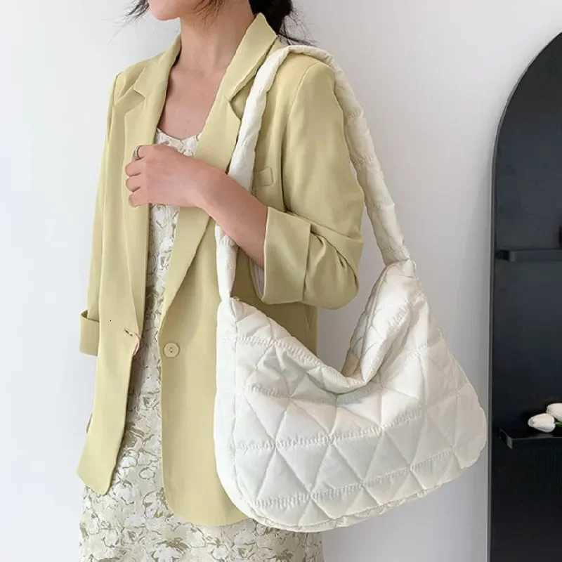 7777777777777777 Puffer Quilted Crossbody Bag Y2K Padded Shoulder Bag Trendy Large Capacity Casual Shopping Bag for Women Daily Use Travel Work Y25073