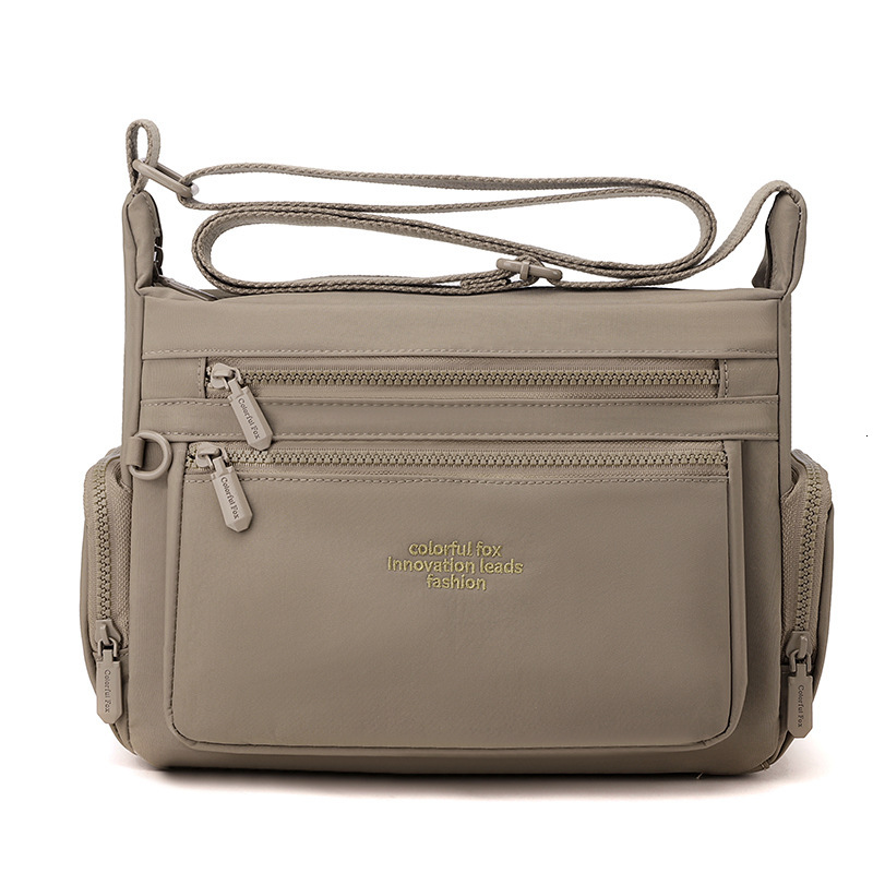 Colorful Fox New Women's Large Capacity Shoulder Multi-layer Water-resistant Nylon Crossbody Bag ddmymoon