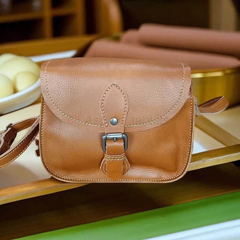 Vintage Shoulder Bag Women Genuine Cowhide Leather Wallets Purse Retro Pouch Simple Style Solid Small Bags M250730