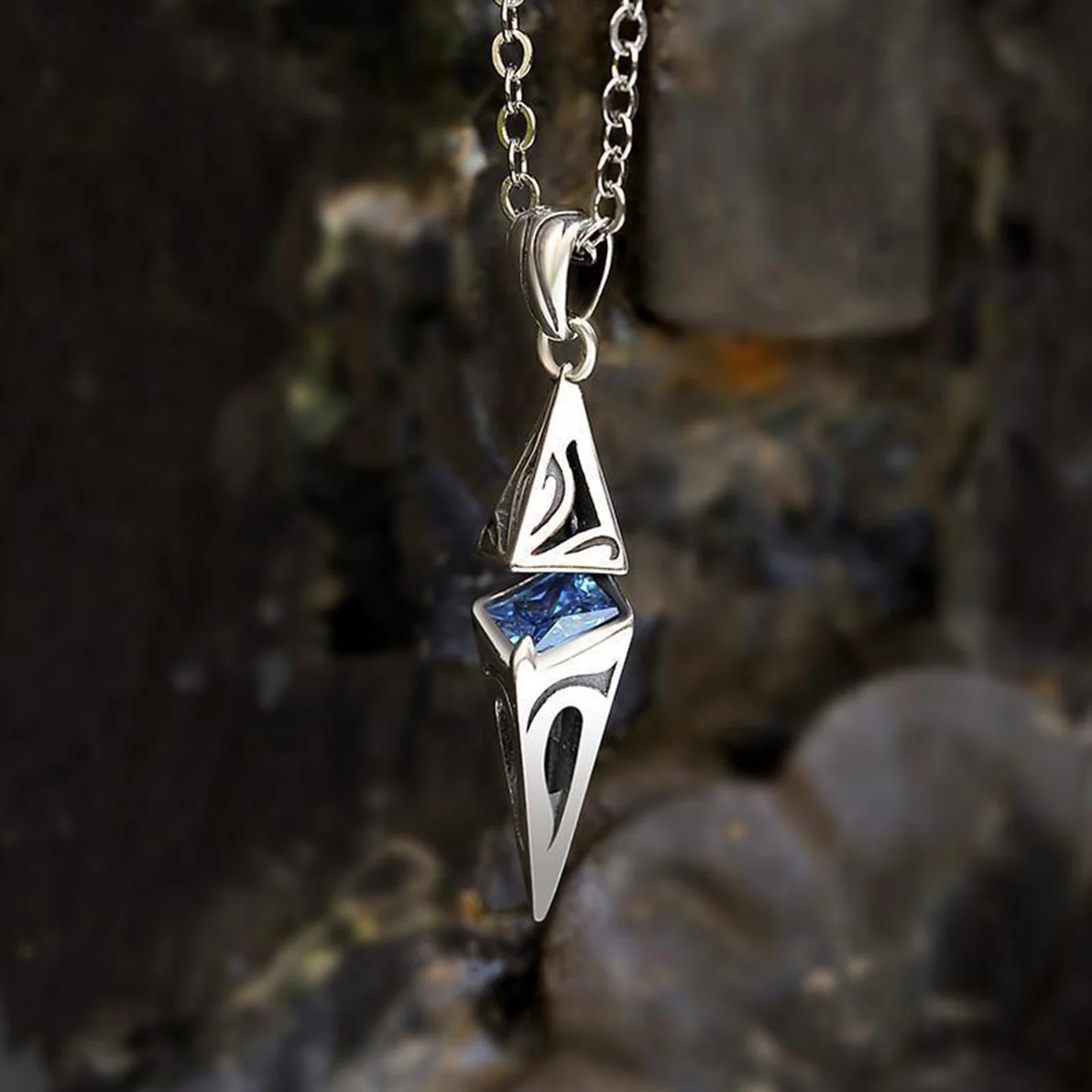 Vnox Stylish Blue Stone Necklaces for Men Stainless Steel Cube Geometric Pendant Collar Jewelry Birthday Party Gifts for Him 250729