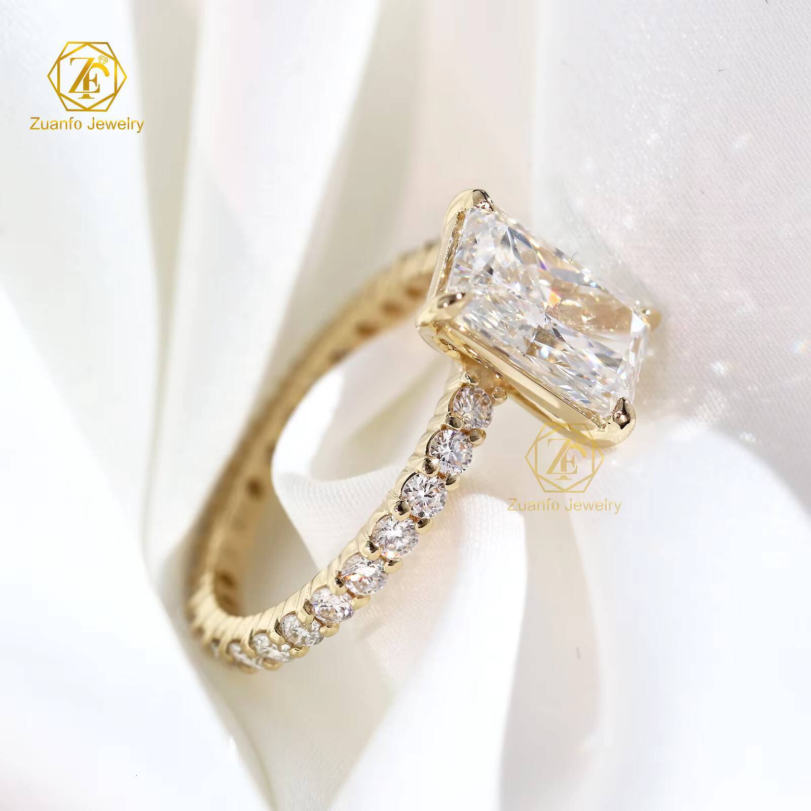 Factory Price 1CT 1.5CT Radiant Cut 14K Gold Engagement Ring IGI Certified Cvd Lab Grown Created Diamond Ring for Women