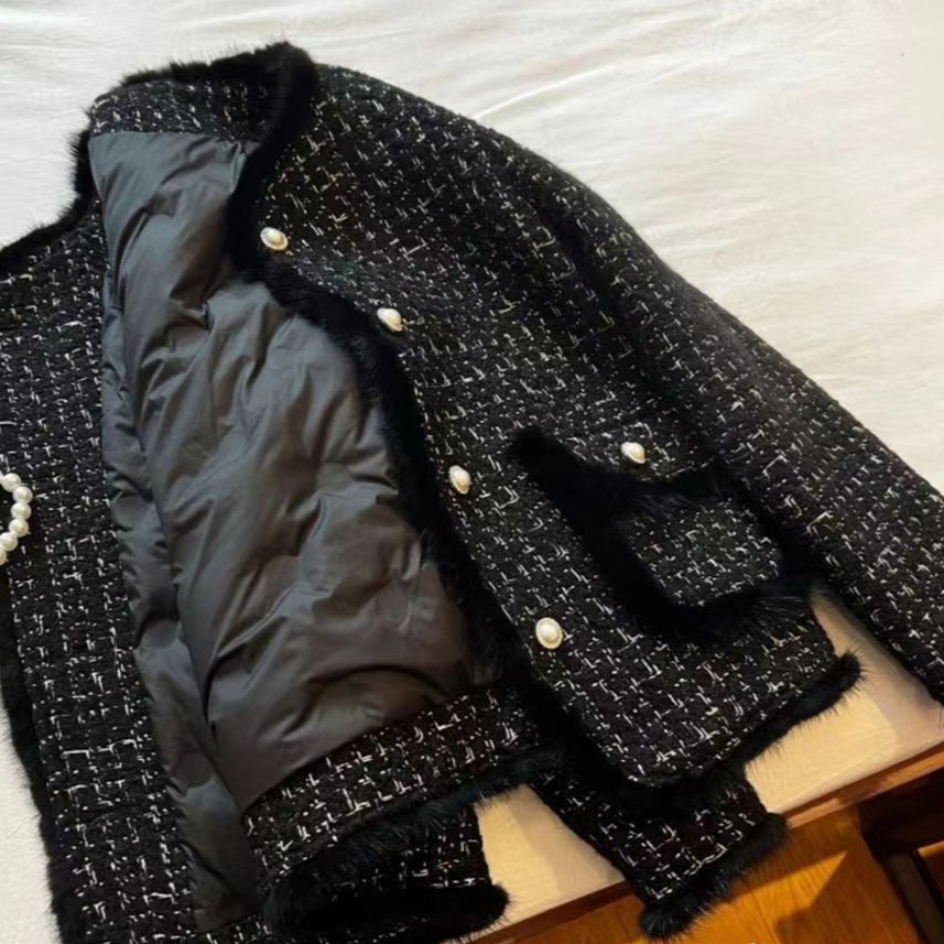 Free shipping designer coat for women Casual minimalist and comfortable jacket with warm fleece cardigan