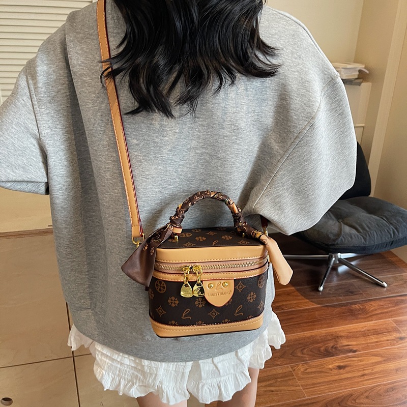 Luxury Bag 2025 Vintage Monogram Box Bag Women's Handbag Top Handle Crossbody Shoulder Stylish Elegant Vanity Case Free Shipping