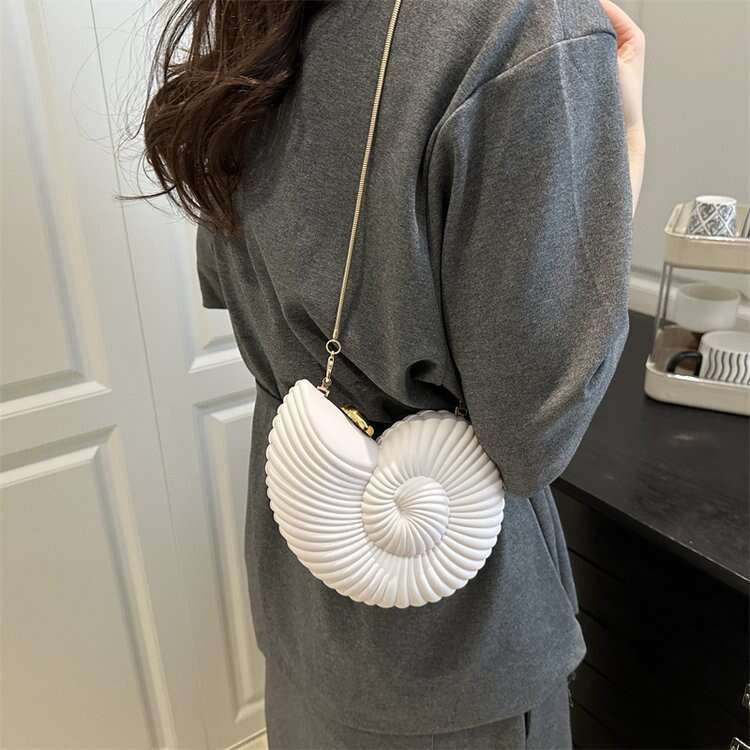Trendy Niche Design Seashell for Women 2025 New Acrylic Chain Fashion Single Shoulder Crossbody Bag