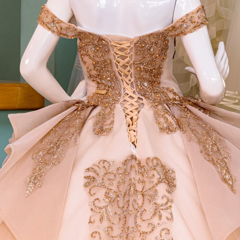 Champagne Shiny Quinceanera Dresses Off The Shoulder Sequin Applique Lace Beading Vestidos De 15 Anos Princess Sweet 16 Dress