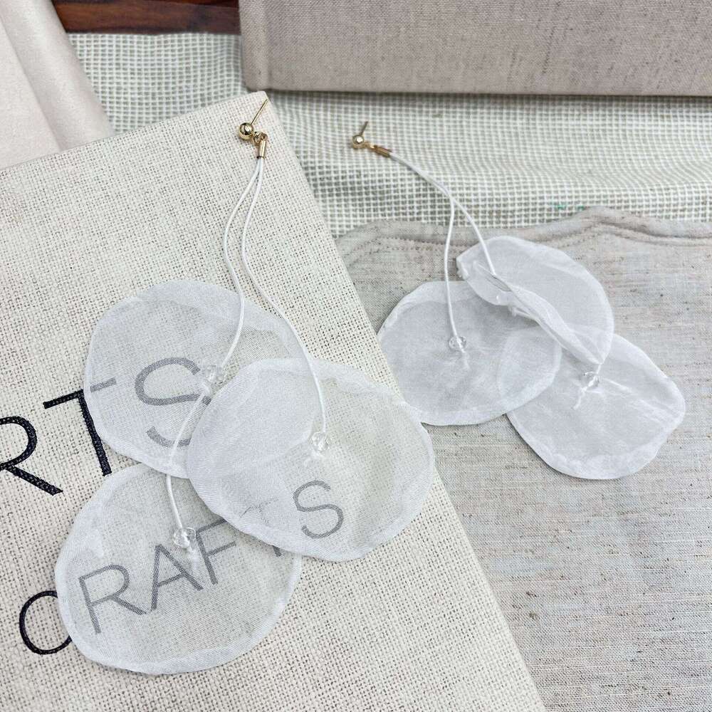 TikTok Light Elegant Beach Vacation Style Earrings Atmosphere Yellow and White Transparent Petal Shape e2f