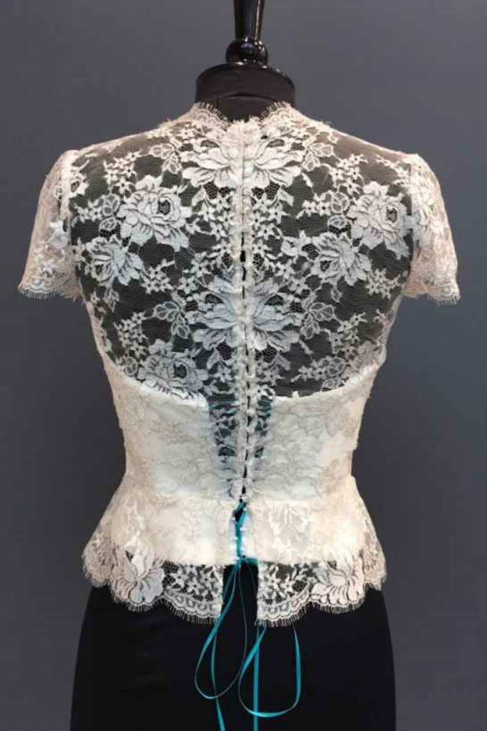 Appliques Bridal Jacket Lace Short Sleeve Square Neck Wedding Dress Jackets Bridal Accessories Customized