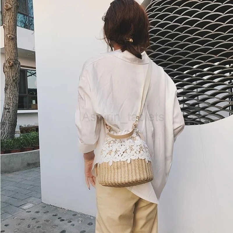 New Straw Plaited Article Women Lace Bucket Bag Casual Holiday Beach Bag Elegant Lace Straw Bag Shoulder Crossbody Bag M250730