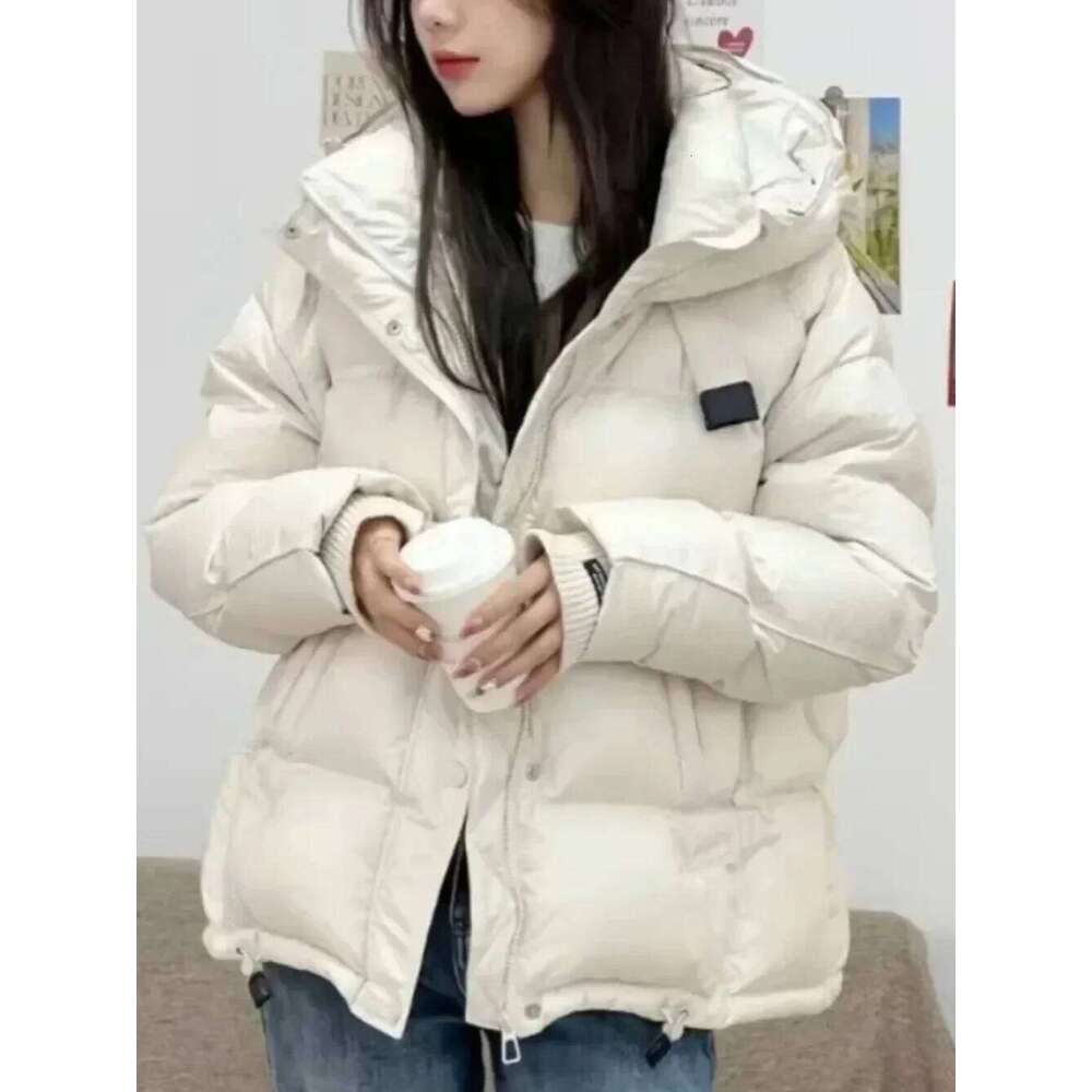 Designer Clothing 2025 2024 New Winter Women's Hooded Puffer 90% White Duck Down Thickened Short Jacket Female Casual Versatile Outwear