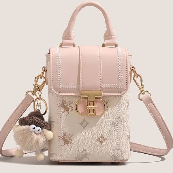 2025 Designer's New Women's Small Crossbody Bag Fashion Commuter Bag