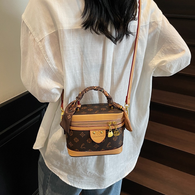 Luxury Bag 2025 Vintage Monogram Box Bag Women's Handbag Top Handle Crossbody Shoulder Stylish Elegant Vanity Case Free Shipping