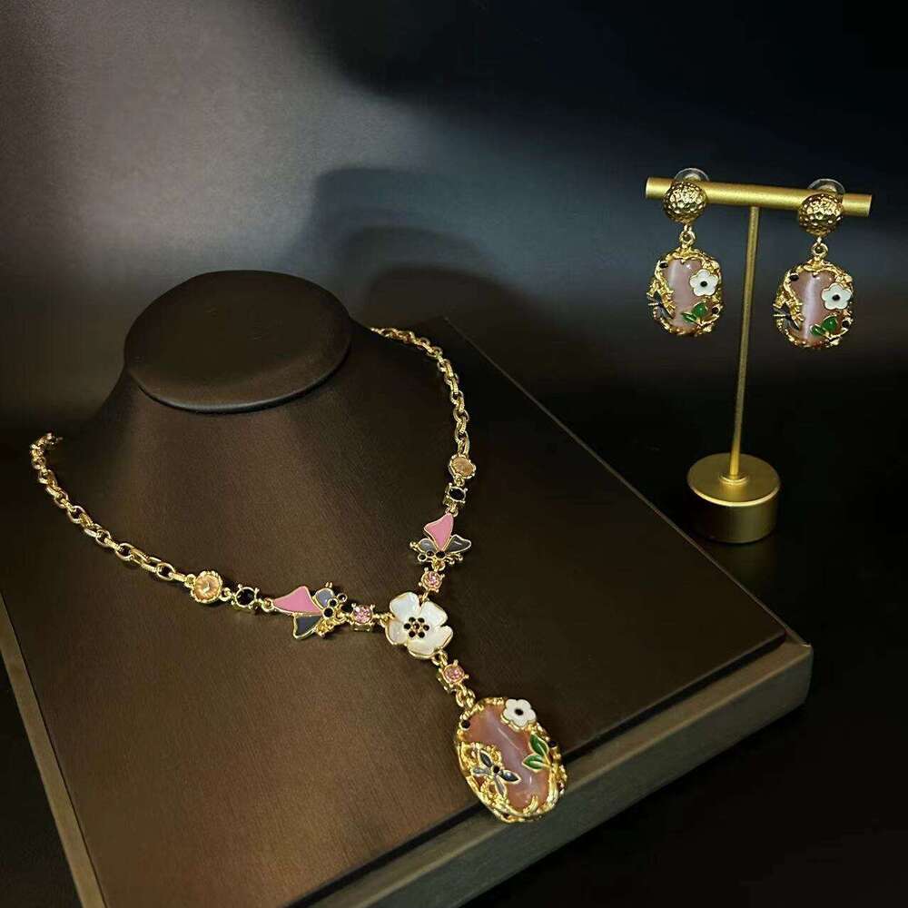 New Chinese Style Enamel Flower Bee Cat Eye Necklace Earrings Fresh Sweet Ear Vintage Jewelry Set