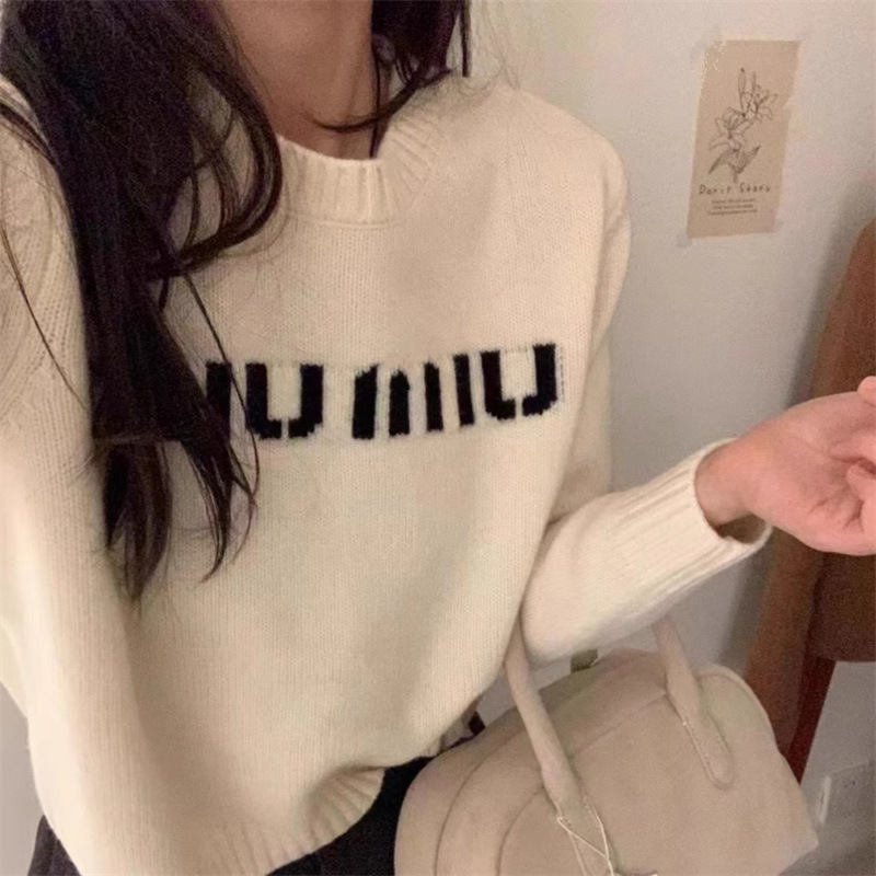 Women's White Crew Neck Knit Top Short-Style Designed with Letter Jacquard Spicy Girl Vibe Inner Sweater Base Layer