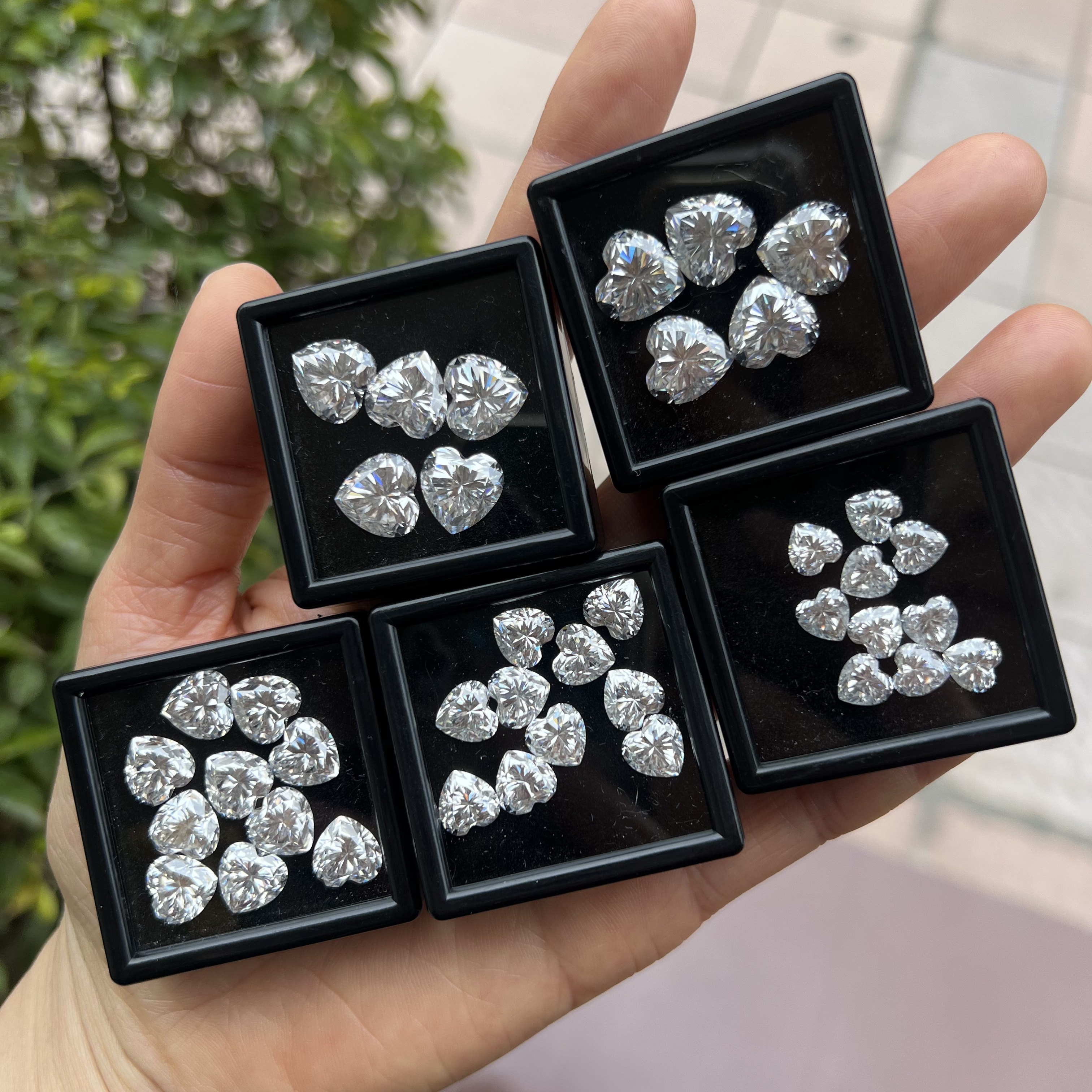 Moissanite Stone Heart Shape Wholesale Extremely Shiny Quality Multiple Shapes Top D Color Vvs1 Jewelry Making Materials Loose Stone with GRA Certifie