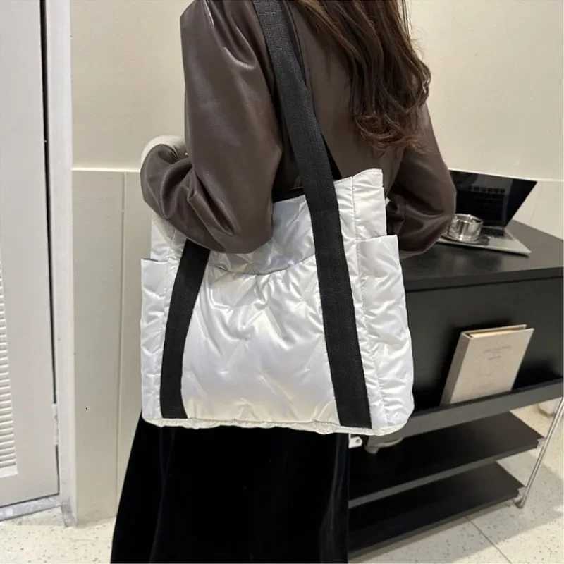 Winter Down Cott Casual Tote Bags for Women Solid Color Shoulder Bag Ladies Handbags for Commuting Gift Bags Y250730