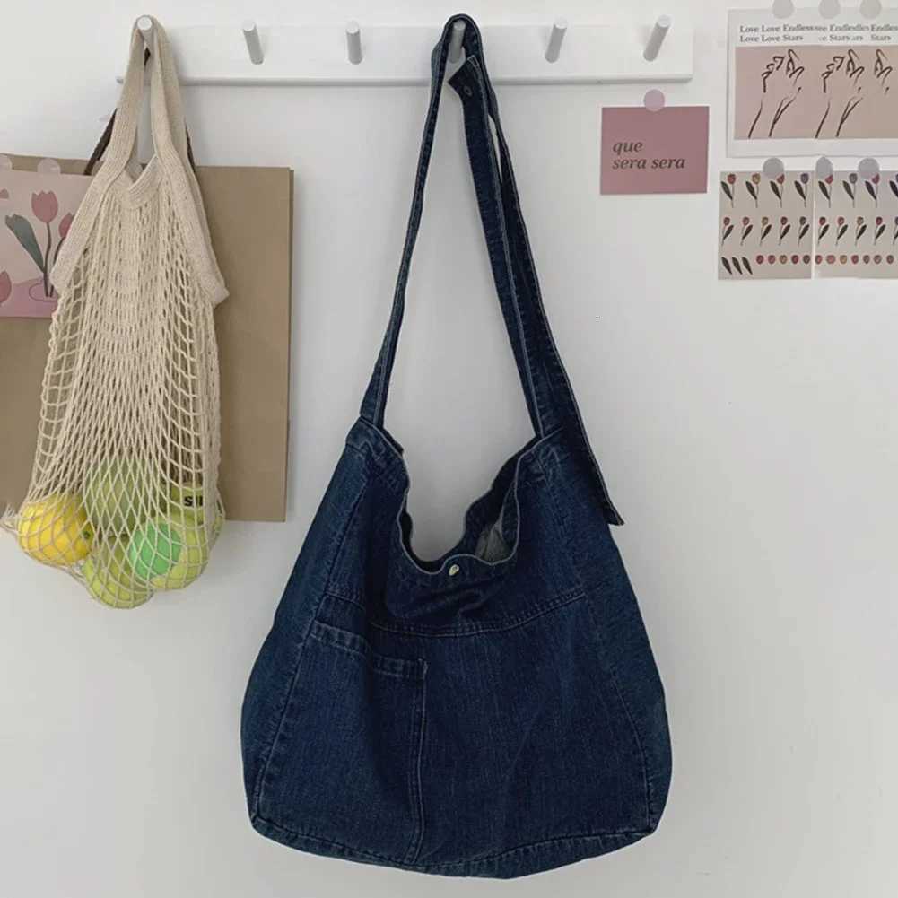 Unisex Denim Tote Handbag Large Capacity Lightweight Handbag Versatile Jeans Top Handle Bag Casual Travel Shopping Bag Y250729