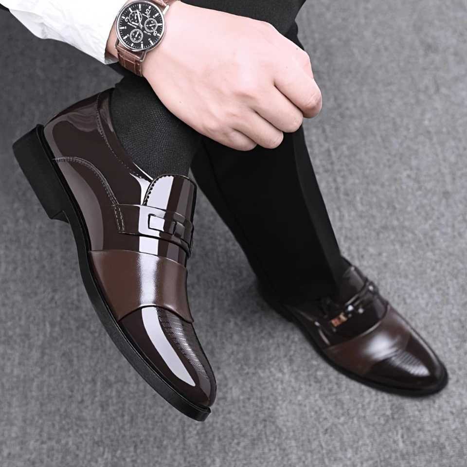 Mens Solid Slip On Semi-formal Dress Shoes With PU Leather Uppers Wear-resistant Non-slip Shoes For Business and Weddings Y250730