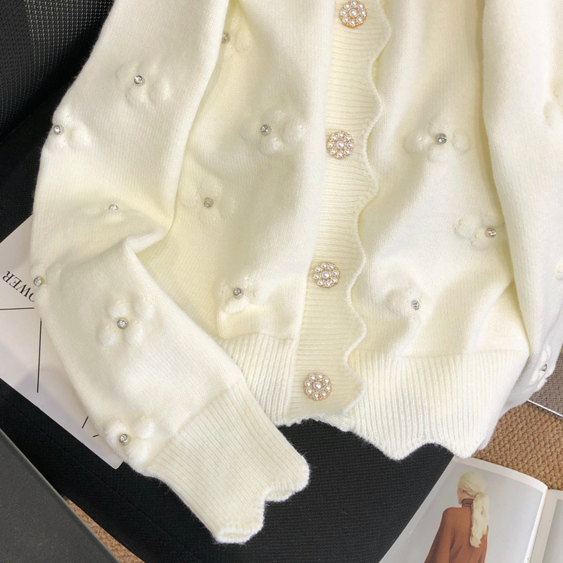 2025 Early Autumn New Women's White Socialite Embroidered Knit Cardigan Floral Sweater Coat Spring New Outerwear