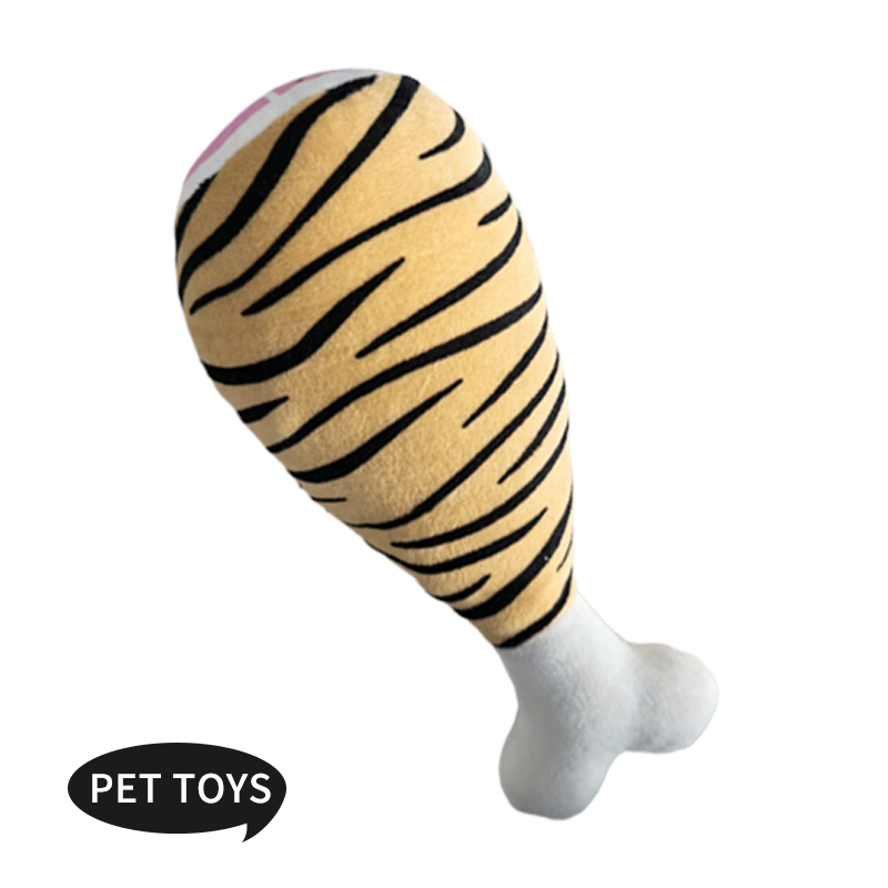 Pet-Specific Luxury Wool Cushion: An Ideal Spot for Cozy Paws