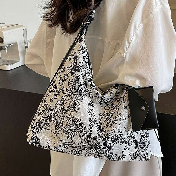 Chinese Style Canvas for Women, Large Capacity 2024 New Casual Summer Single Shoulder Crossbody Commuter Tote Bag