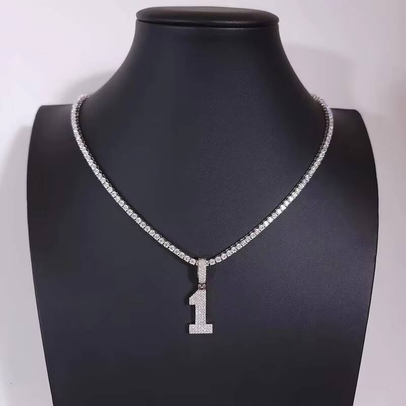 Wholesale Custom 925 Silver Chunky Necklace Fashion Faddish Bright Jewelry with Moissanite Inlaid 1 Shape Necklace