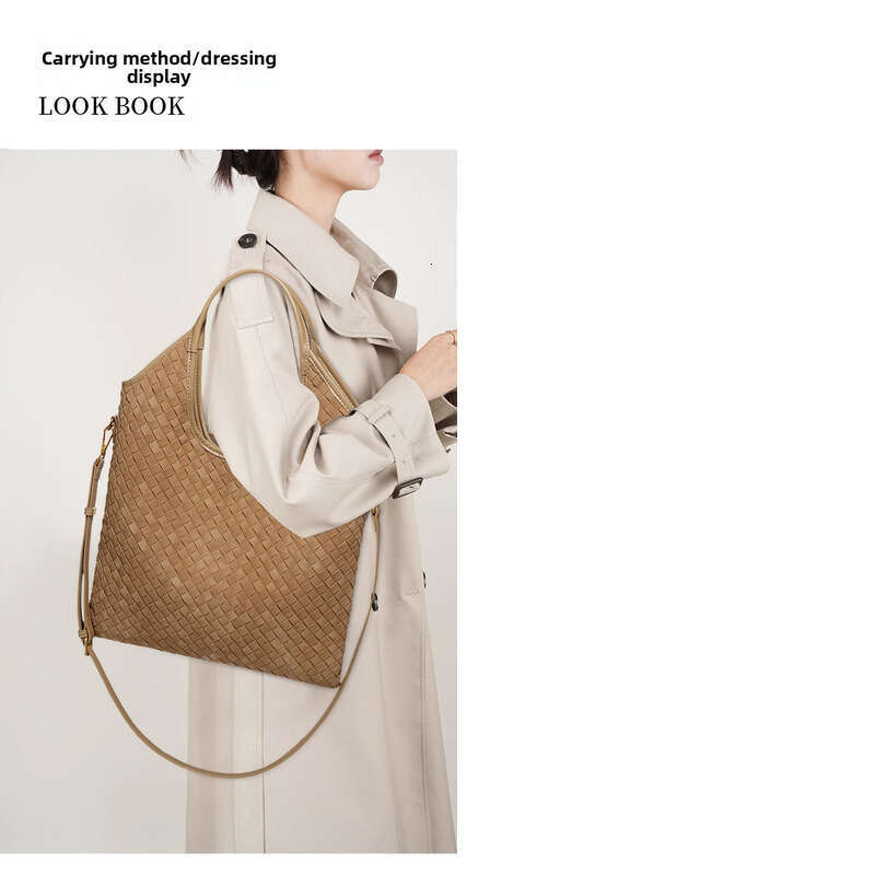 Women Casual Large Capacity Crossbody Handbag New Woven Underarm Single Shoulder Ladies Suede Matte Tote Bag
