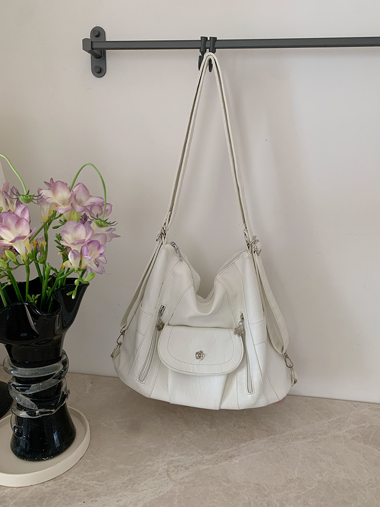 Designer Luxury Bag Bag Motorcycle Girl Backpack Simple Retro Soft Leather Large Capacity Multiple Carrying Methods Adjustable Single Shoulder Tote Ba