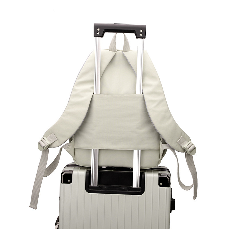 Colorful Fox New 2025 Women's Casual Commuting Travel Backpack Versatile Lightweight Large Capacity School Bag ddmymoon