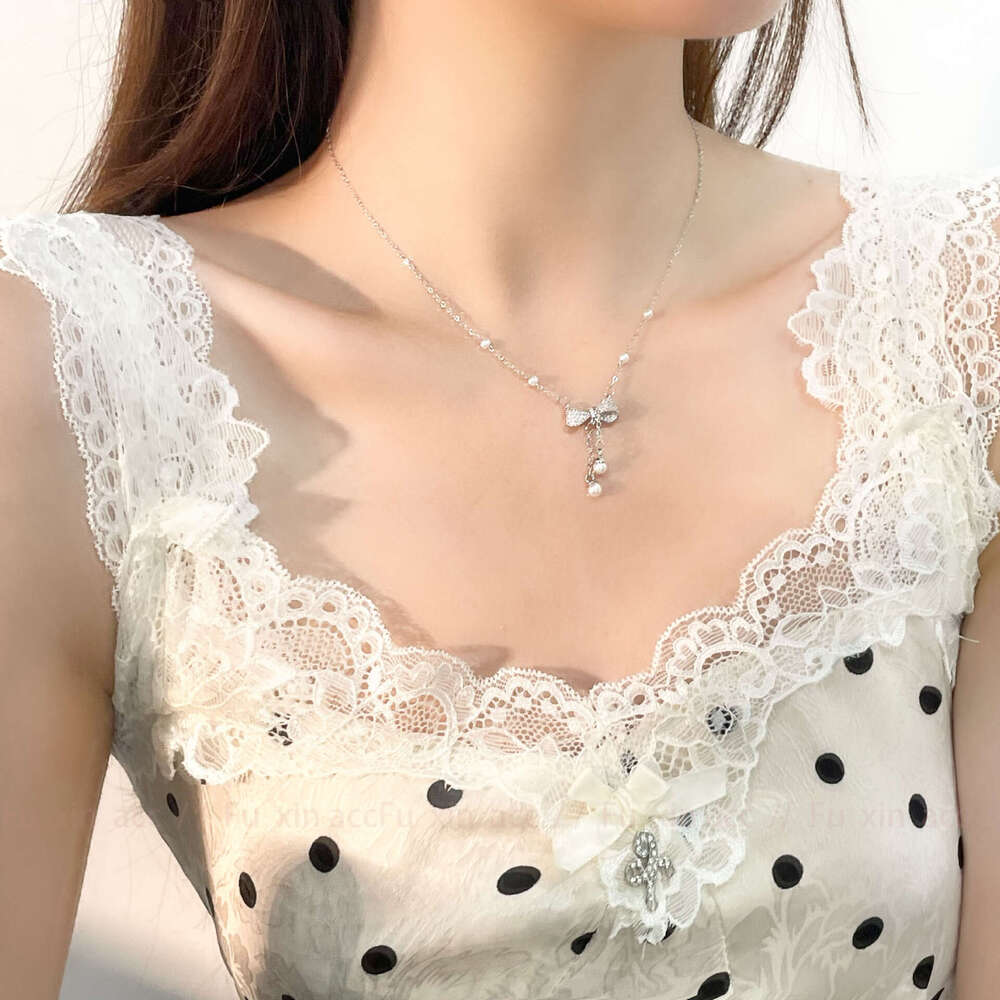 Pearl Bowknot Tassel Necklace for Women, Light Niche Design, Exquisite Simple Fashion, High-end Clavicle Chain 469