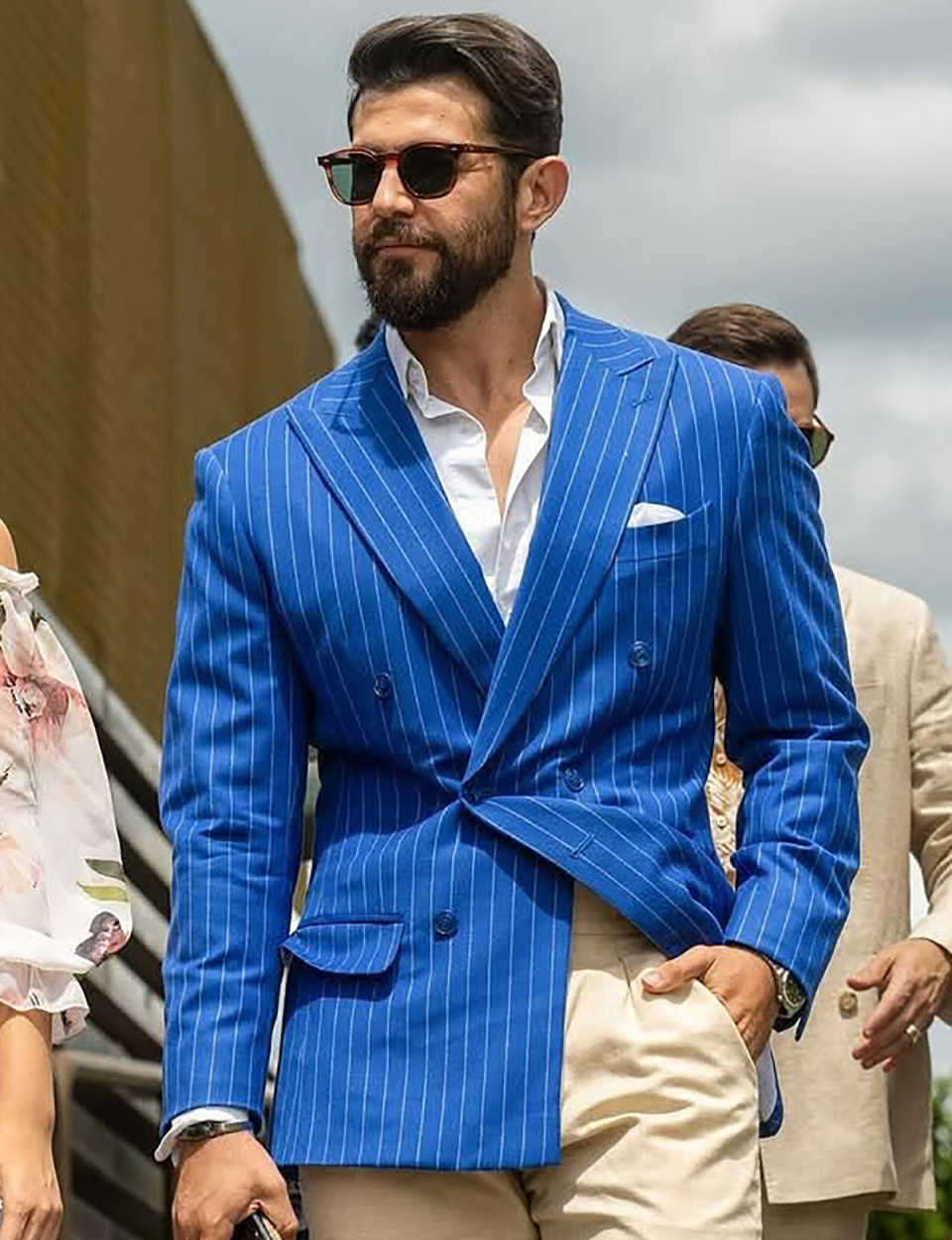 Blue Striped Mens Jacket For Wedding Slim Fit Peaked Lapel Blazer Party Birthday Formal Wear One Piece Customized