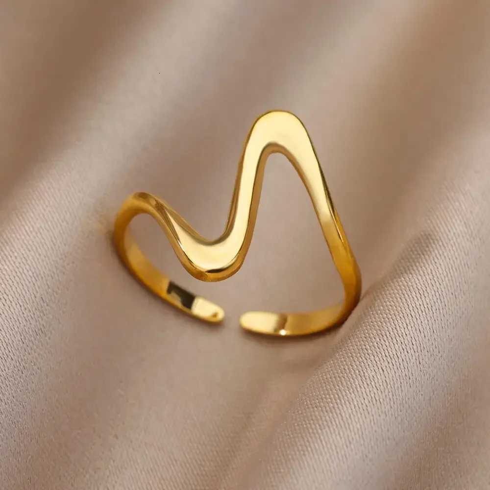 Stainless Steel Rings for Women Aesthetic Gold Color Wedding Ring Vintage Waterproof Wedding Jewelry Pr Accessories Gift Y250730
