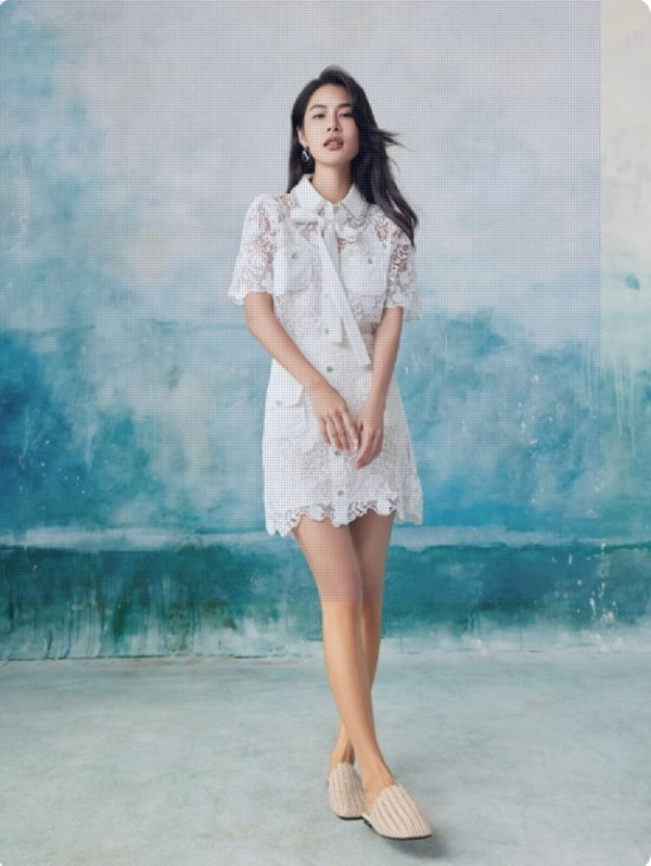 Women's Elegant French Hollow airy Lace Top with Pocket Designer White Lace Shirt Party Summer Resort Wear Office Women Clothing 6112420